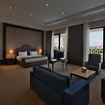 Vialand Palace 4*