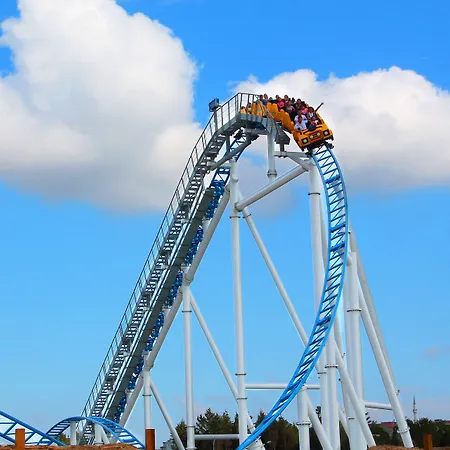 Vialand Palace Hotel 4*