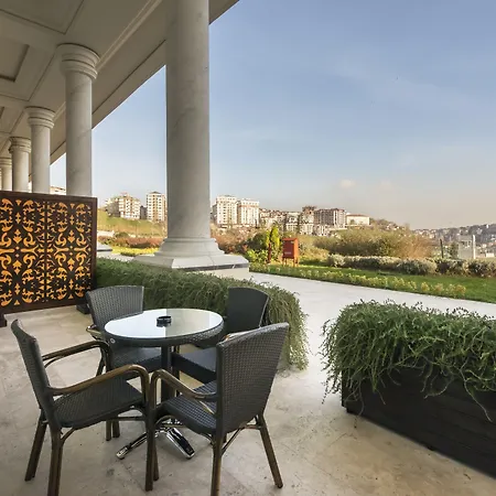 Vialand Palace 4*