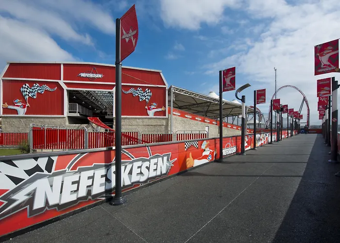 Отель Vialand Palace