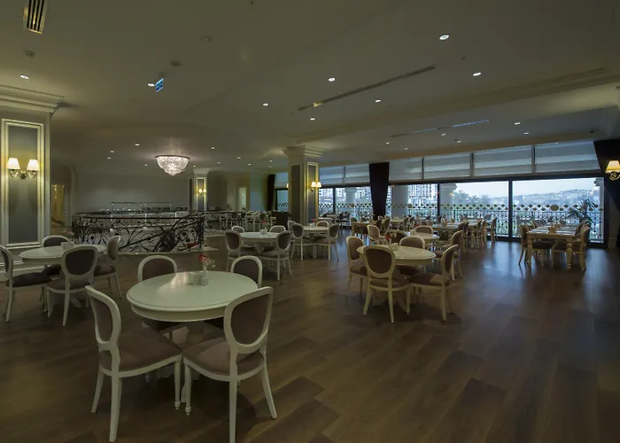 Vialand Palace 4* Стамбул