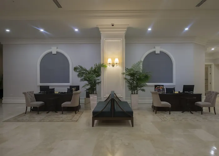 Отель Vialand Palace Стамбул