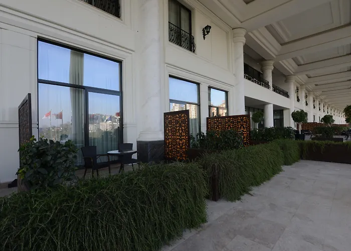 Vialand Palace Отель